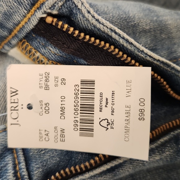 NWT J. Crew Factory Slim Boyfriend Jean - Picture 4 of 9